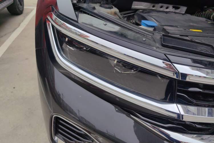 Used Volkswagen Talagon 2021 530TSI Four-Wheel Drive Flagship Shengjing Edition Pro Right Front Headlight