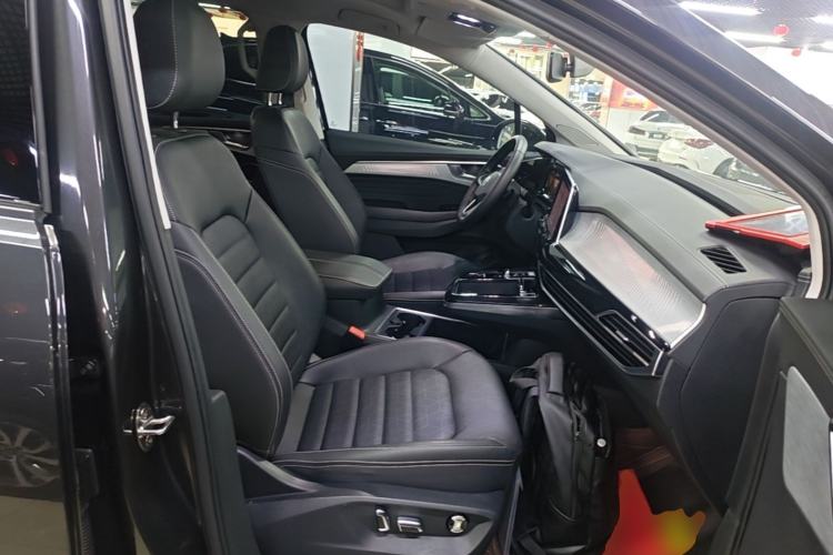 Used Volkswagen Talagon 2021 330TSI Two-Wheel-Drive Luxury Edition – Scenic Version Right Front Seat