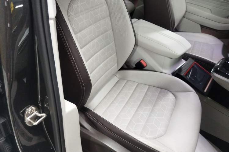 Used Volkswagen Talagon 2021 380TSI Four-Wheel Drive Luxury Premium Edition Pro Right Front Seat