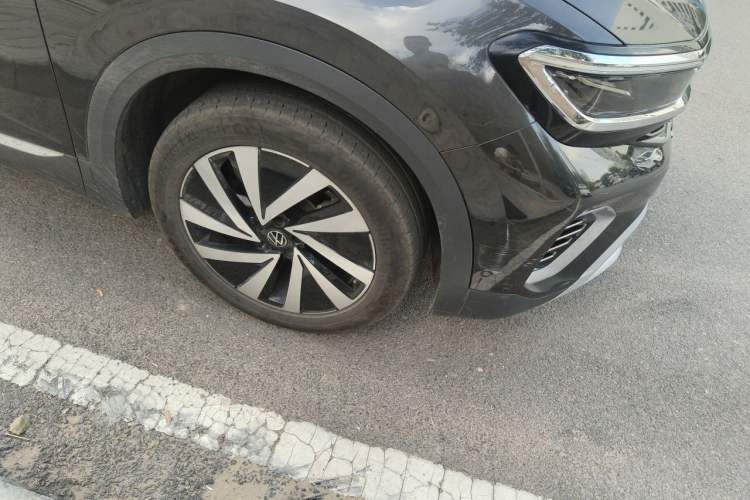 Used Volkswagen Talagon 2021 380TSI Four-Wheel Drive Luxury Premium Edition Pro Right Front Wheel Hub