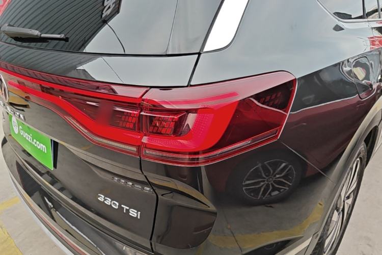 Used Volkswagen Talagon 2021 330TSI Two-Wheel-Drive Luxury Edition – Scenic Version Right Rear Taillight