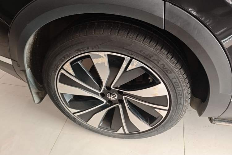 Used Volkswagen Talagon 2021 380TSI Four-Wheel Drive Flagship Version Right Rear Wheel Hub