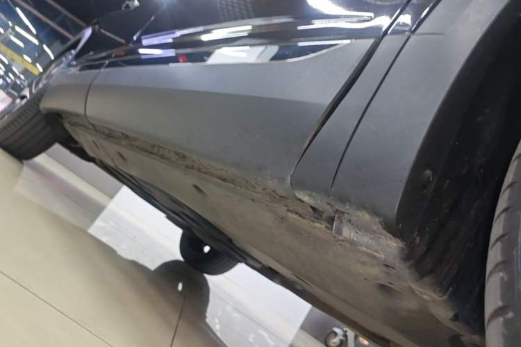 Used Volkswagen Talagon 2021 380TSI Four-Wheel Drive Flagship Version Right Side Sill