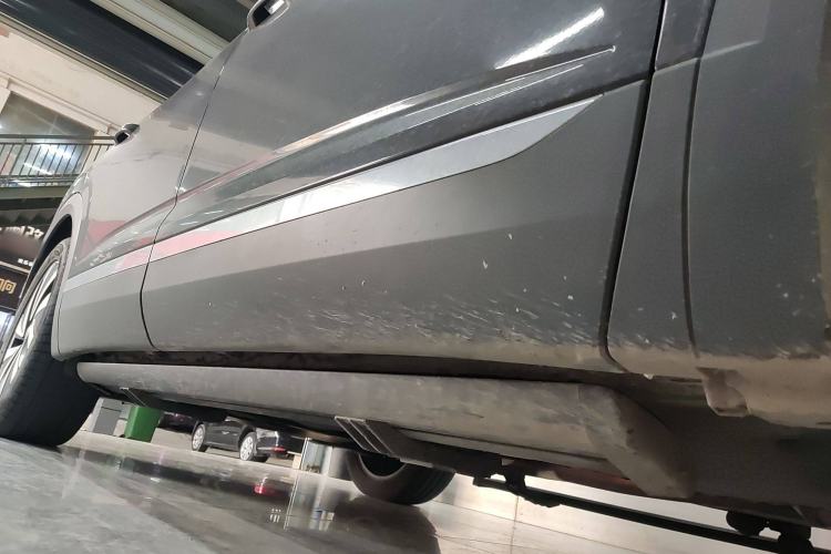 Used Volkswagen Talagon 2021 380TSI Four-Wheel Drive Luxury Premium Edition Pro Right Side Sill