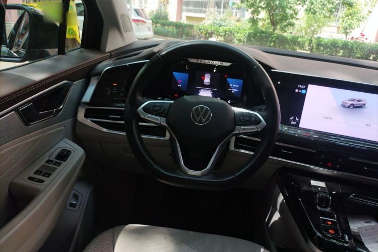 Used Volkswagen Talagon 2021 380TSI Four-Wheel Drive R-Line Touareg Edition Steering Wheel