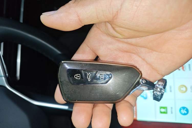 Used Volkswagen Talagon 2021 330TSI Two-Wheel-Drive Luxury Edition – Scenic Version Vehicle Key