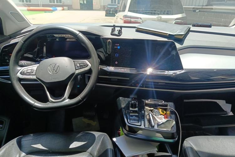 Used Volkswagen Talagon 2021 380TSI Four-Wheel Drive Luxury "Jiajing" Edition Pro Limited Edition Center Console