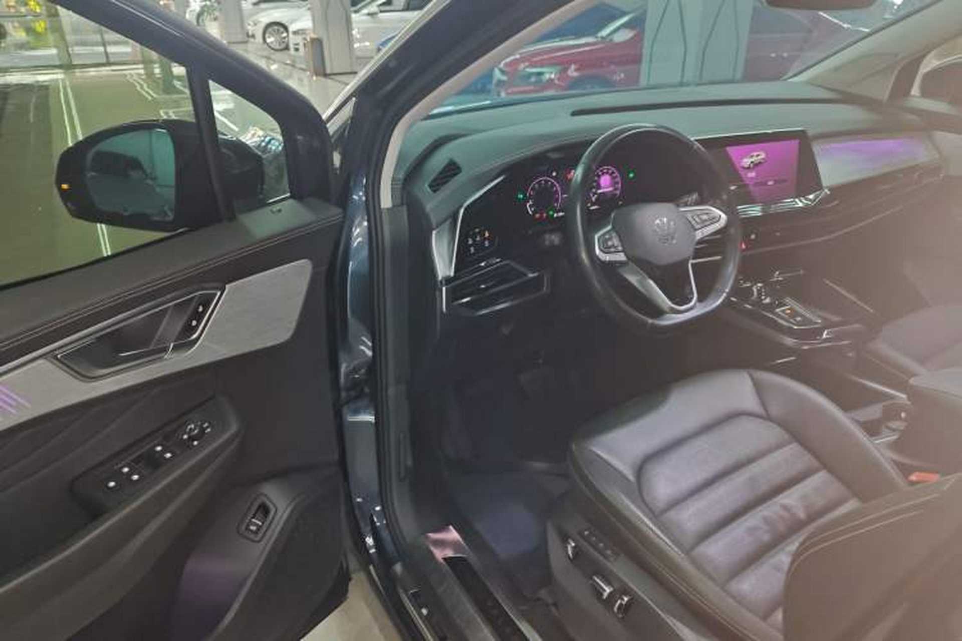 Used Volkswagen Talagon 2021 330TSI Two-Wheel-Drive Luxury Edition – Scenic Version Driver Seat