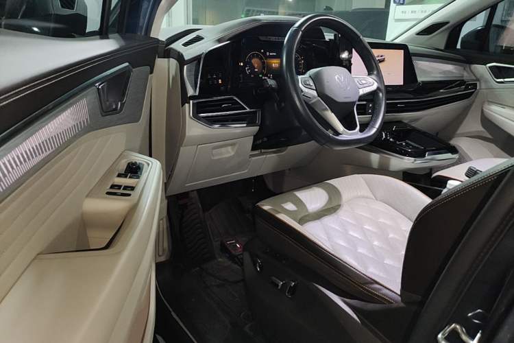 Used Volkswagen Talagon 2021 530TSI Four-Wheel Drive Flagship Shengjing Edition Pro Driver Seat