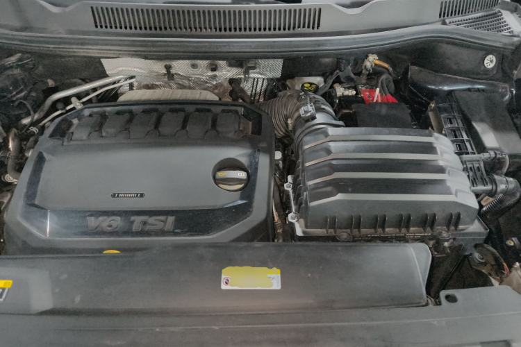 Used Volkswagen Talagon 2021 530TSI Four-Wheel Drive Flagship Shengjing Edition Pro Engine Bay