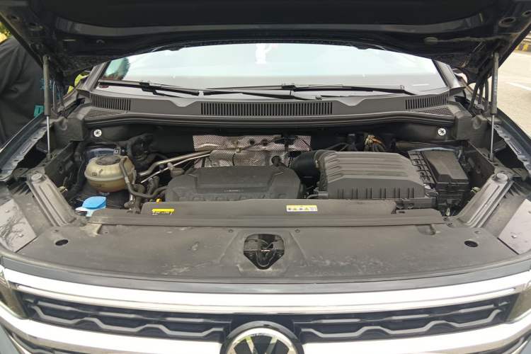 Used Volkswagen Talagon 2021 380TSI Four-Wheel Drive Luxury "Jiajing" Edition Pro Limited Edition Engine Bay