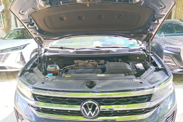 Used Volkswagen Talagon 2021 330TSI Two-Wheel-Drive Luxury Edition – Scenic Version Engine Bay