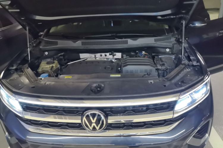 Used Volkswagen Talagon 2021 530TSI Four-Wheel Drive Flagship Shengjing Edition Pro Engine Bay