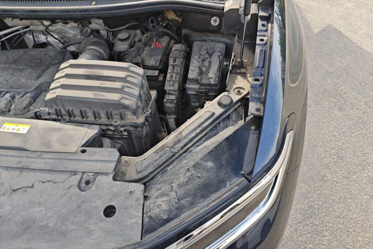 Used Volkswagen Talagon 2021 380TSI Four-Wheel Drive Luxury Premium Edition Pro Engine Bay Left