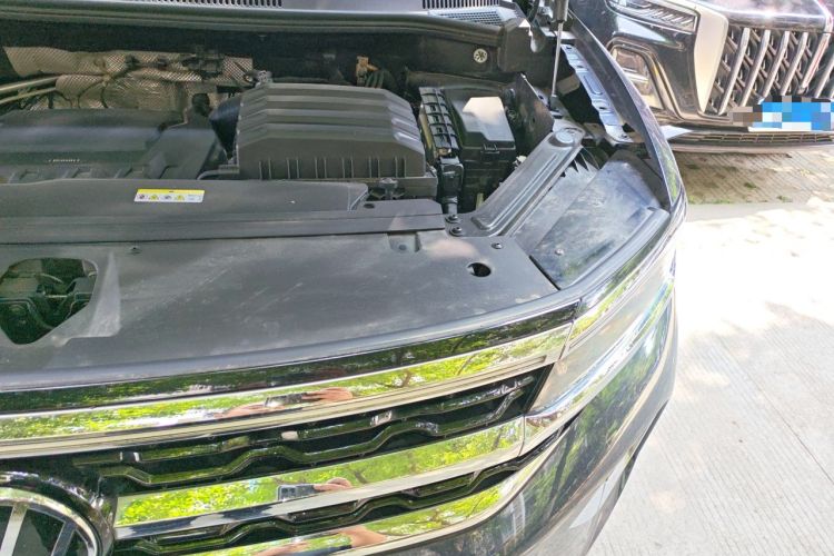 Used Volkswagen Talagon 2021 330TSI Two-Wheel-Drive Luxury Edition – Scenic Version Engine Bay Left