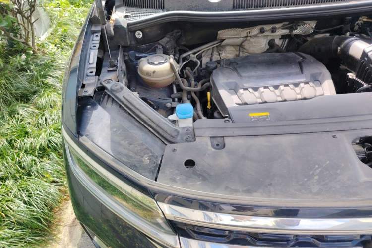 Used Volkswagen Talagon 2021 380TSI Four-Wheel Drive Flagship Version Engine Bay Right