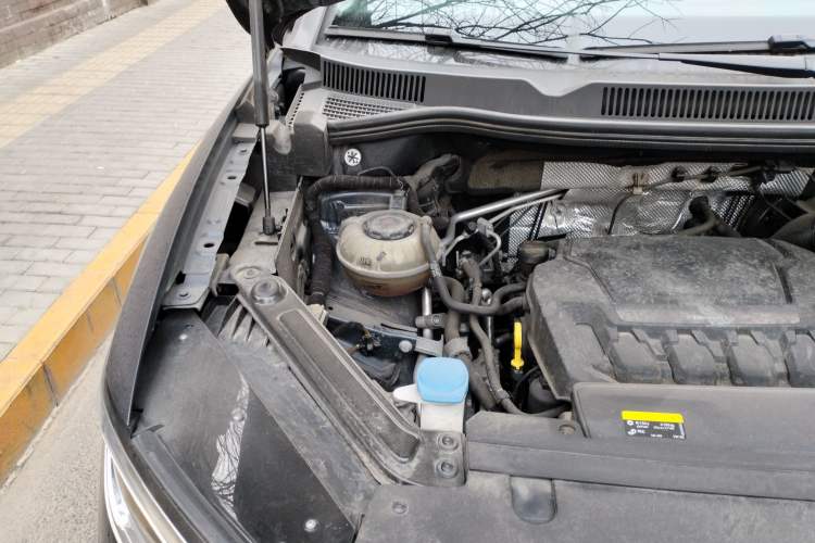 Used Volkswagen Talagon 2021 380TSI Four-Wheel Drive Flagship Version Engine Bay Right