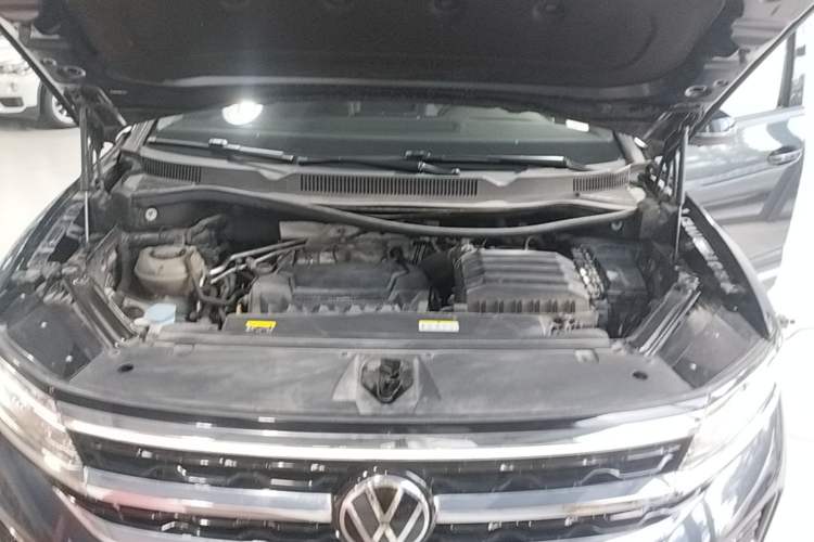 Used Volkswagen Talagon 2021 330TSI Two-Wheel-Drive Luxury Edition – Scenic Version Engine Bay