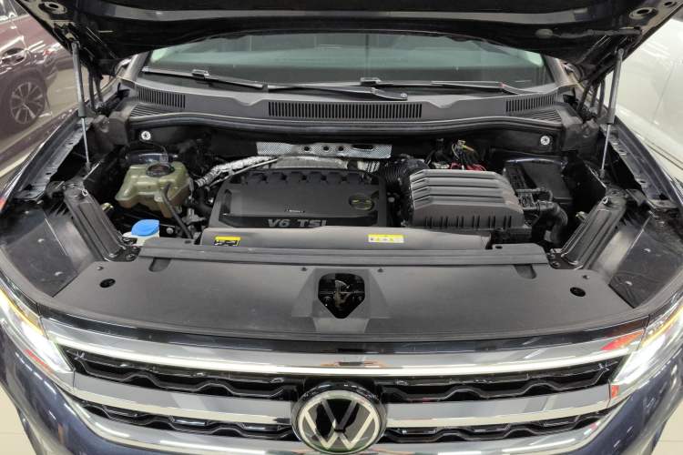 Used Volkswagen Talagon 2021 530TSI Four-Wheel Drive Flagship Shengjing Edition Pro Engine Bay