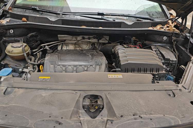 Used Volkswagen Talagon 2021 380TSI Four-Wheel Drive Luxury "Jiajing" Edition Pro Limited Edition Engine Bay