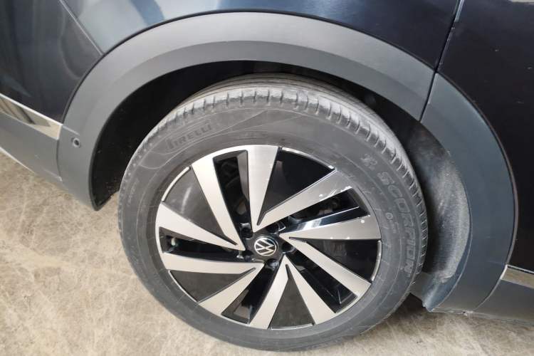 Used Volkswagen Talagon 2021 330TSI Two-Wheel-Drive Luxury Edition – Scenic Version Exterior 5