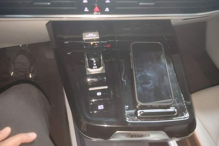 Used Volkswagen Talagon 2021 530TSI Four-Wheel Drive Flagship Shengjing Edition Pro Gear Lever