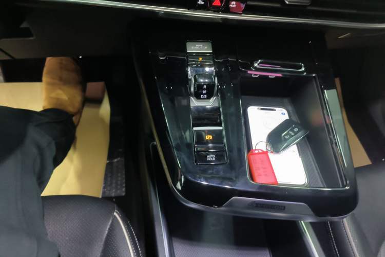 Used Volkswagen Talagon 2021 380TSI Four-Wheel Drive Flagship Version Gear Lever