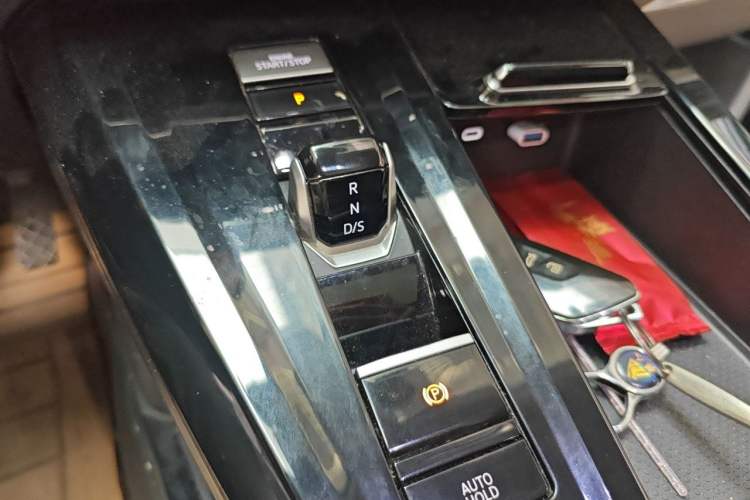 Used Volkswagen Talagon 2021 380TSI Four-Wheel Drive Luxury "Jiajing" Edition Pro Limited Edition Gear Lever
