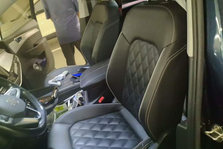 Used Volkswagen Talagon 2021 530TSI Four-Wheel Drive Flagship Shengjing Edition Pro Left Front Seat