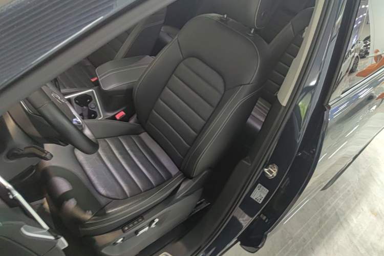 Used Volkswagen Talagon 2021 380TSI Four-Wheel Drive Luxury Premium Edition Pro Left Front Seat