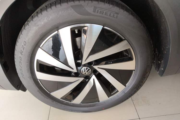 Used Volkswagen Talagon 2021 380TSI Four-Wheel Drive Luxury Premium Edition Pro Left Front Wheel Hub