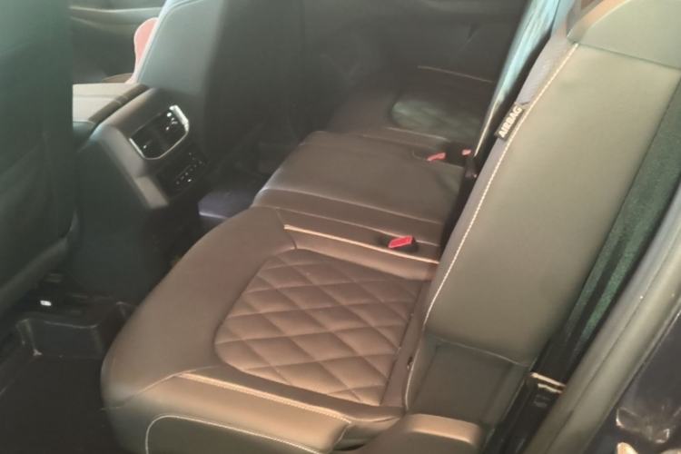 Used Volkswagen Talagon 2021 380TSI Four-Wheel Drive Flagship Version Left Rear Seat