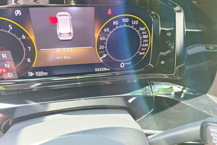 Used Volkswagen Talagon 2021 330TSI Two-Wheel-Drive Luxury Edition – Scenic Version Odometer Close Up