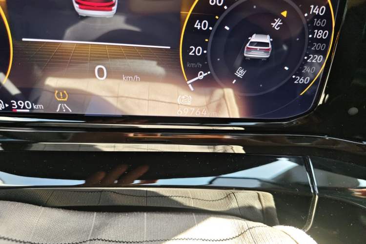Used Volkswagen Talagon 2021 380TSI Four-Wheel Drive Flagship Version Odometer Close Up
