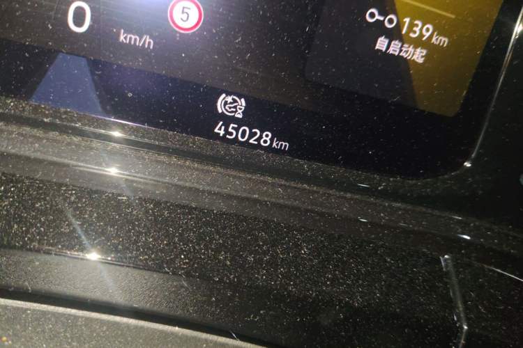 Used Volkswagen Talagon 2021 380TSI Four-Wheel Drive Flagship Version Odometer Close Up