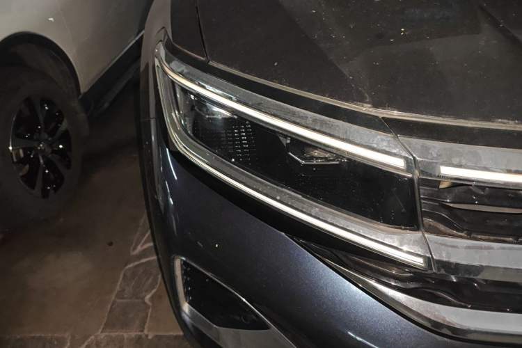 Used Volkswagen Talagon 2021 380TSI Four-Wheel Drive Flagship Version Right Front Headlight