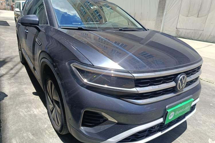 Used Volkswagen Talagon 2021 380TSI Four-Wheel Drive Luxury "Jiajing" Edition Pro Limited Edition Right Front Headlight