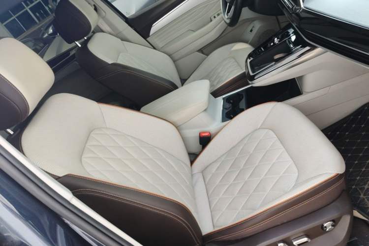 Used Volkswagen Talagon 2021 530TSI Four-Wheel Drive Flagship Shengjing Edition Pro Right Front Seat