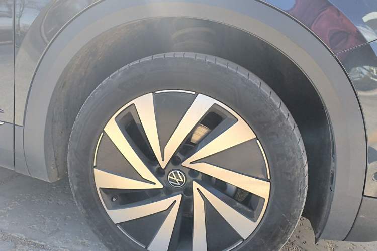 Used Volkswagen Talagon 2021 380TSI Four-Wheel Drive Luxury "Jiajing" Edition Pro Limited Edition Right Front Wheel Hub