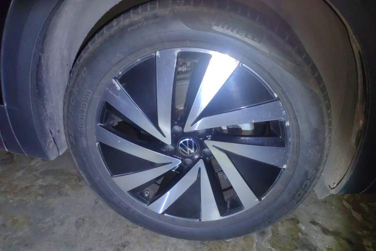 Used Volkswagen Talagon 2021 380TSI Four-Wheel Drive Luxury Premium Edition Pro Right Front Wheel Hub
