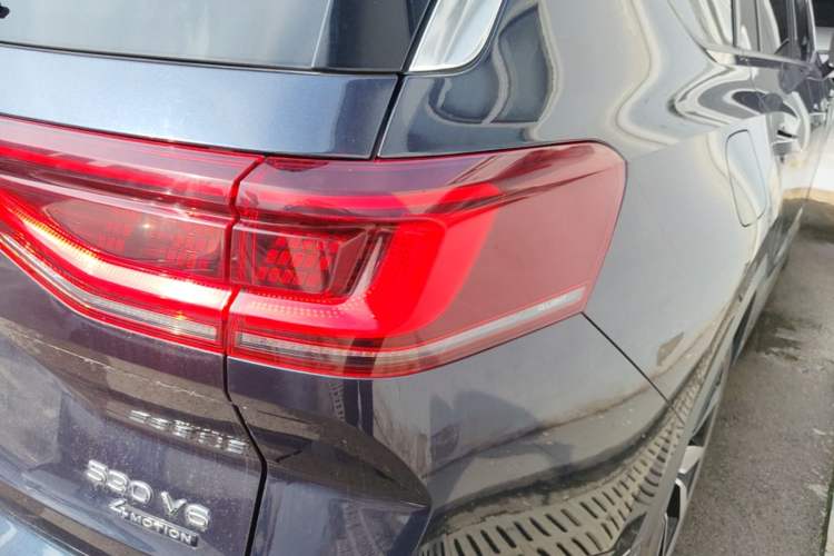 Used Volkswagen Talagon 2021 530TSI Four-Wheel Drive Flagship Shengjing Edition Pro Right Rear Taillight