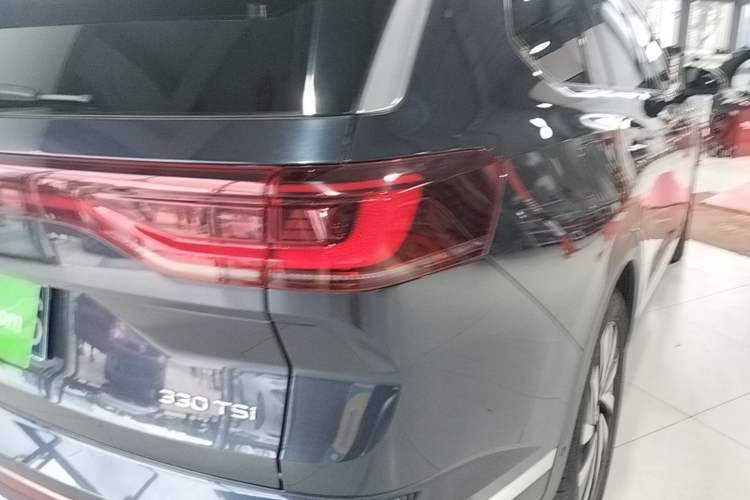 Used Volkswagen Talagon 2021 330TSI Two-Wheel-Drive Luxury Edition – Scenic Version Right Rear Taillight