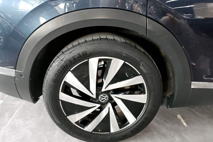Used Volkswagen Talagon 2021 380TSI Four-Wheel Drive Luxury Premium Edition Pro Right Rear Wheel Hub