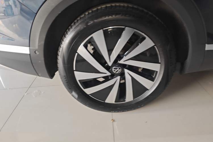 Used Volkswagen Talagon 2021 380TSI Four-Wheel Drive Luxury Premium Edition Pro Right Rear Wheel Hub