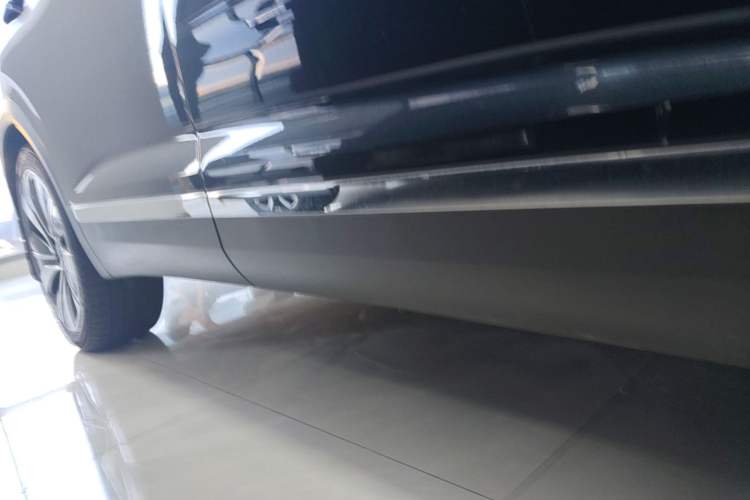 Used Volkswagen Talagon 2021 380TSI Four-Wheel Drive Flagship Version Right Side Sill
