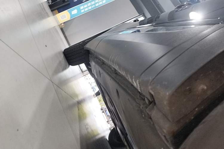 Used Volkswagen Talagon 2021 330TSI Two-Wheel-Drive Luxury Edition – Scenic Version Right Side Sill