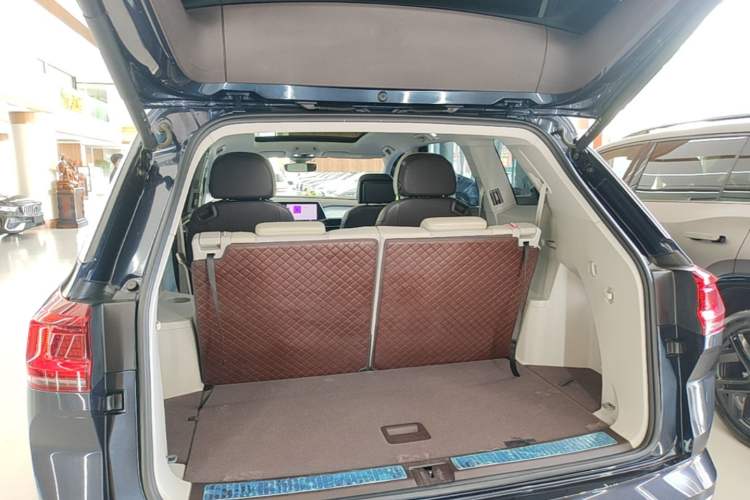 Used Volkswagen Talagon 2021 380TSI Four-Wheel Drive Flagship Version Trunk