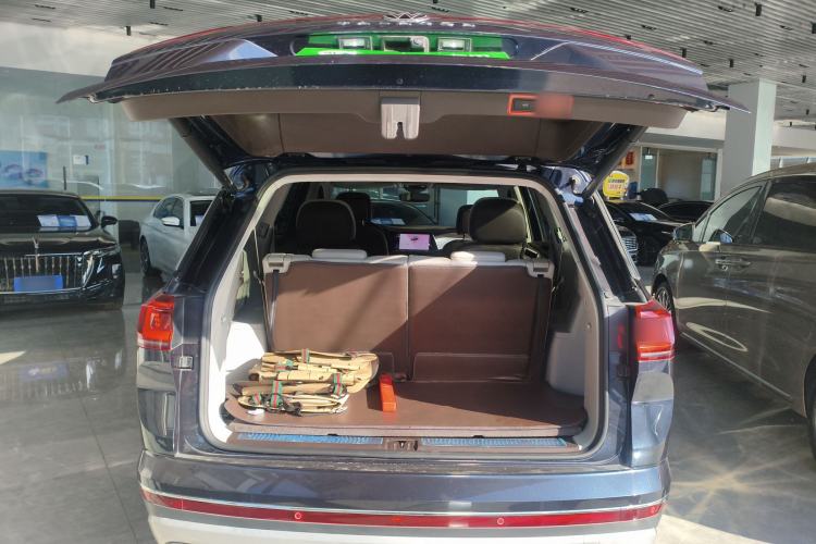 Used Volkswagen Talagon 2021 380TSI Four-Wheel Drive Flagship Version Trunk