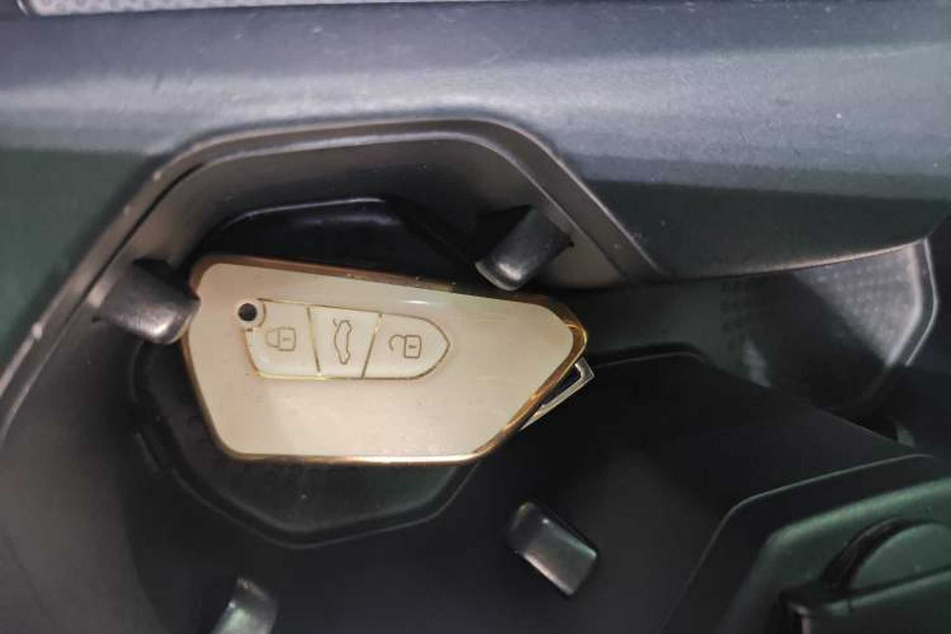 Used Volkswagen Talagon 2021 330TSI Two-Wheel-Drive Luxury Edition – Scenic Version Vehicle Key