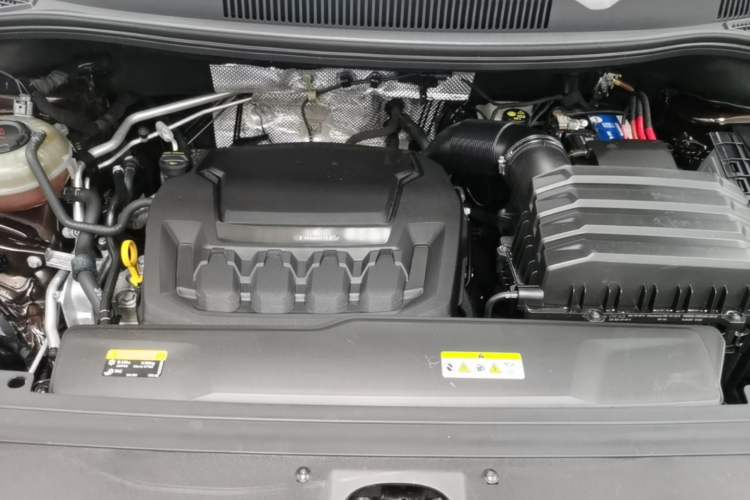 Used Volkswagen Talagon 2021 380TSI Four-Wheel Drive Luxury Premium Edition Pro Engine Bay